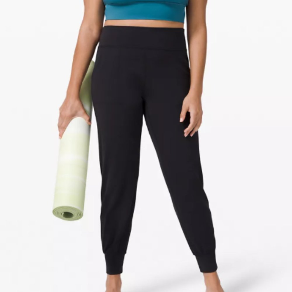 lululemon Align Jogger 28"